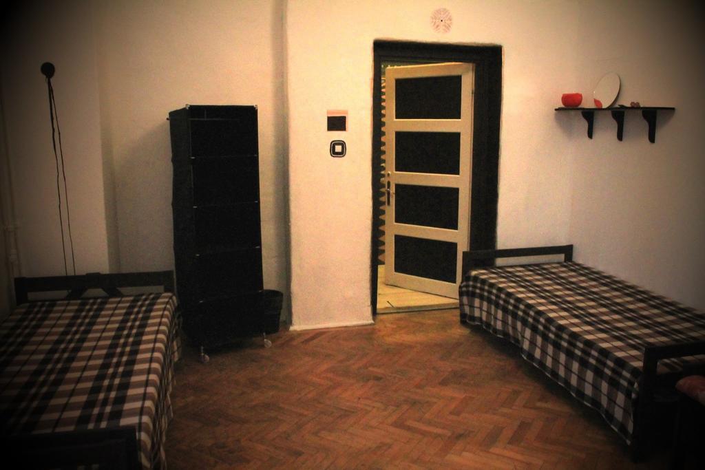 Downtown Hostel Budapesta Cameră foto